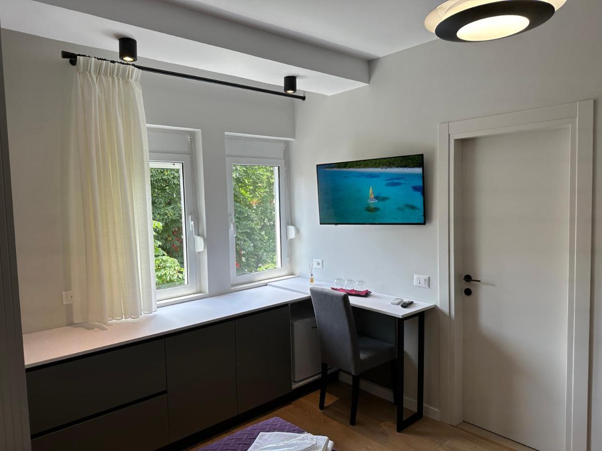 Soin Rooms Tirana Exterior photo