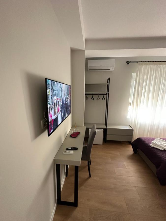 Soin Rooms Tirana Exterior photo